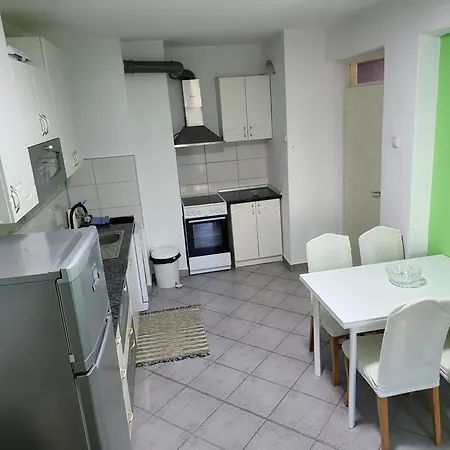 Apartment Stan U Centru Prnjavor (Republika Srpska)