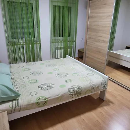 Stan U Centru Prnjavor (Republika Srpska)