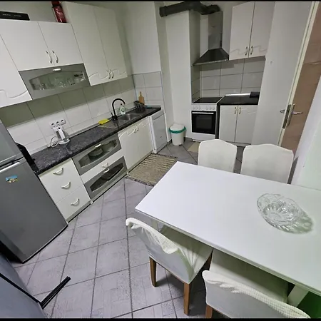 Stan U Centru アパート Prnjavor